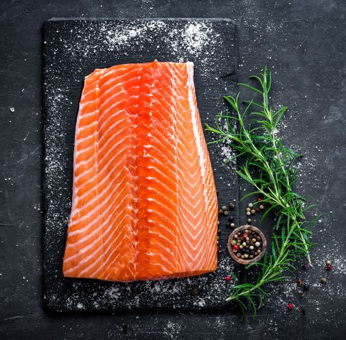 נתח פילה סלמון לא פרוס מתוקן